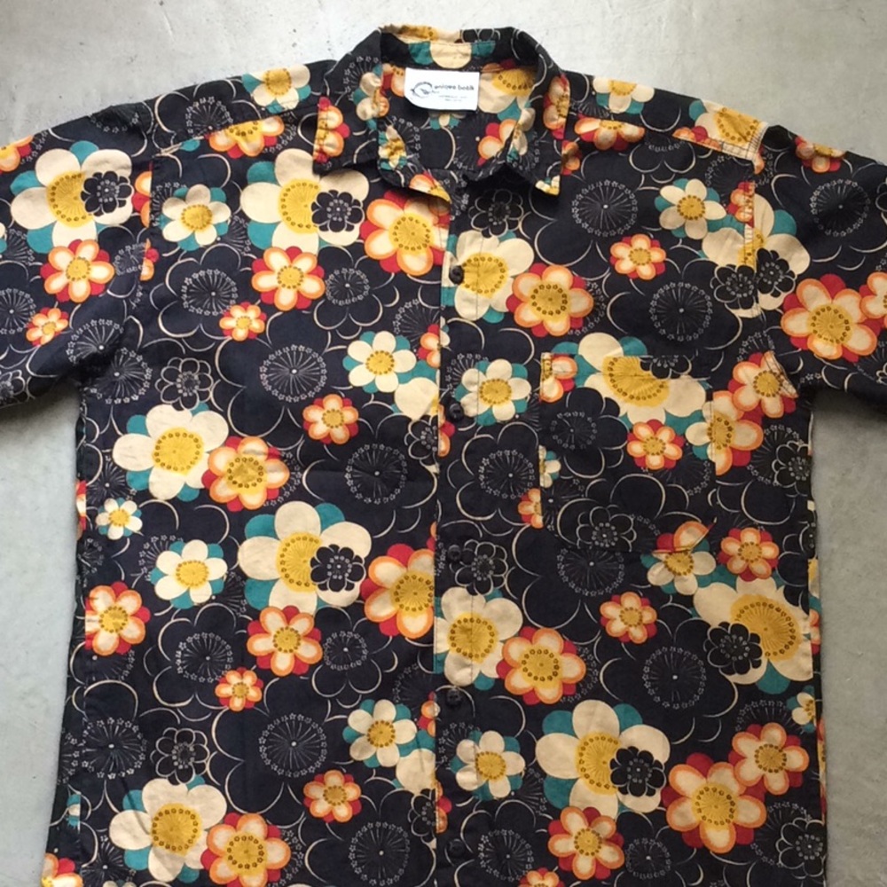 Cotton batik shirt. Great vintage look All cotton.